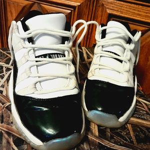 Jordan 11s emerald green